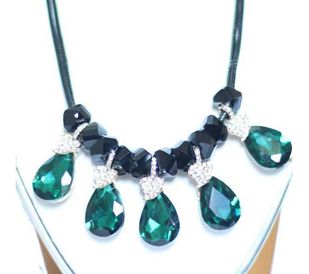 Glossy Black & Green Designer Leaf Shape Necklace
