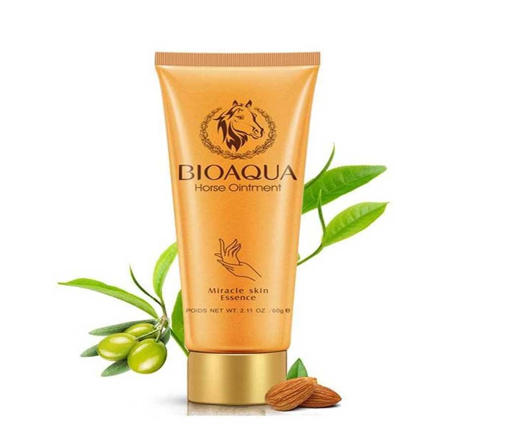 BIOAQUA Horse Oil Hand Cream-China