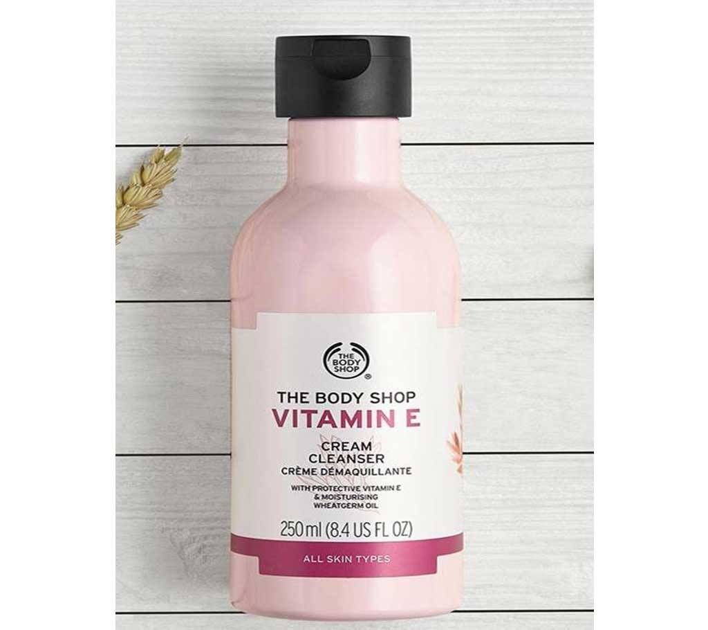 Vitamin E Cream Cleanser With Protective Vitamin E and Moisturising Wheatgerm Oil - 250ml UK