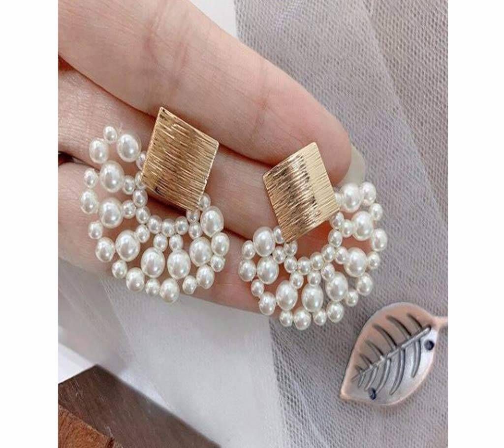 Geometric Multi-pearl Earrings for Women