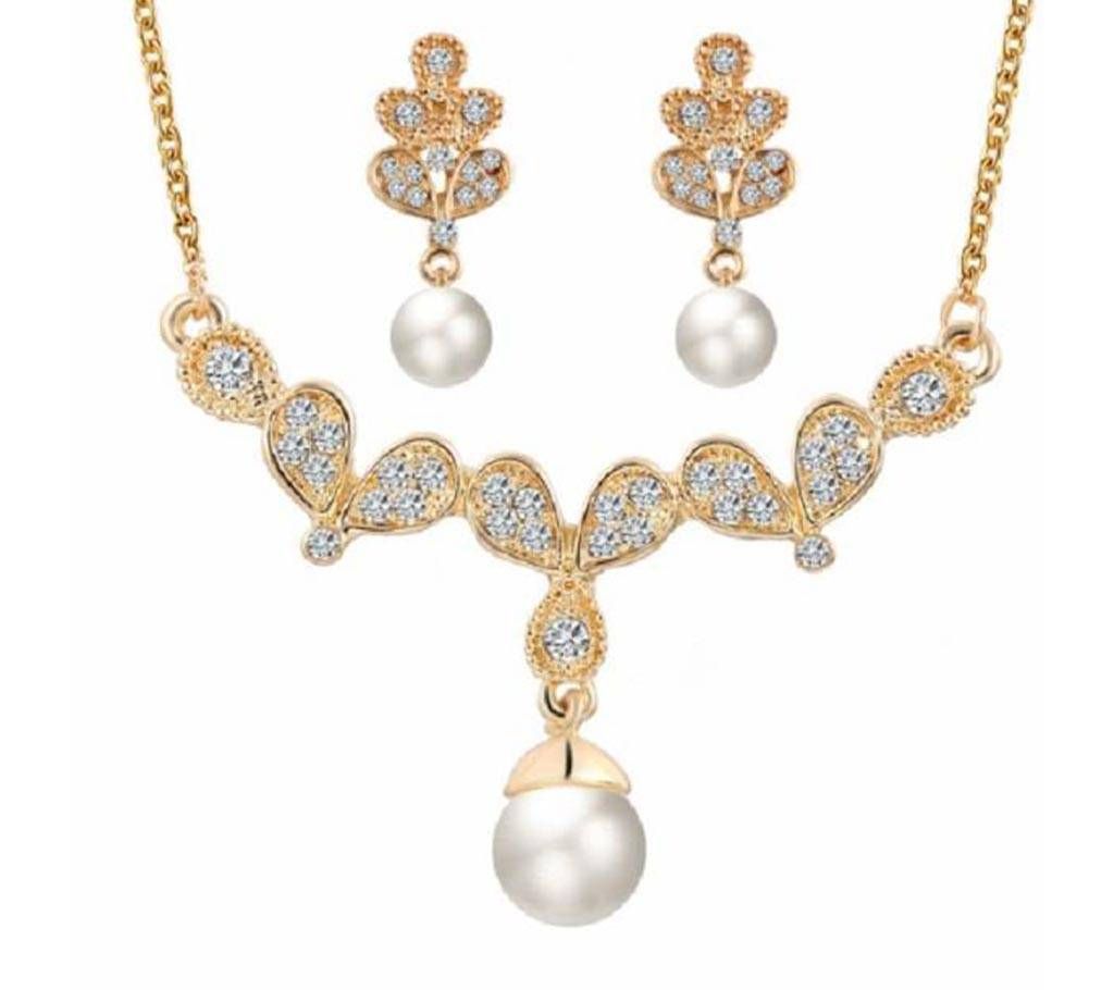 Pearl Necklace Earrings Set