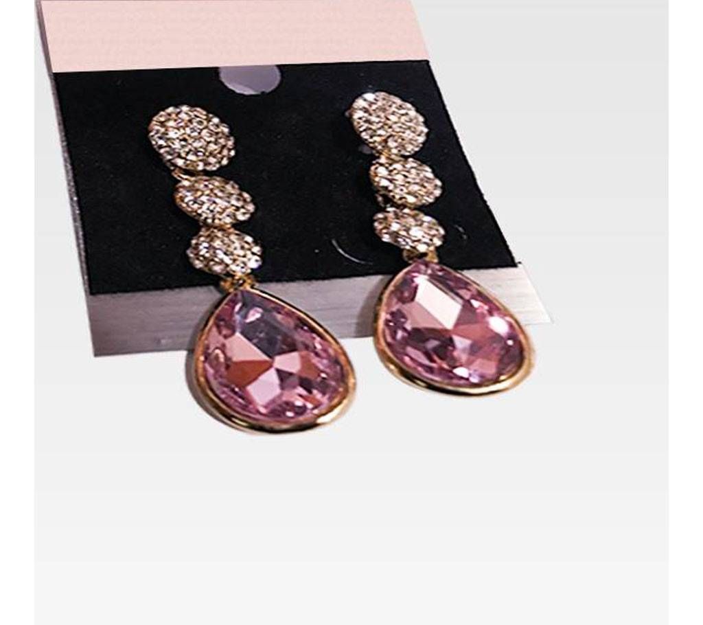 White ston Ear Ring