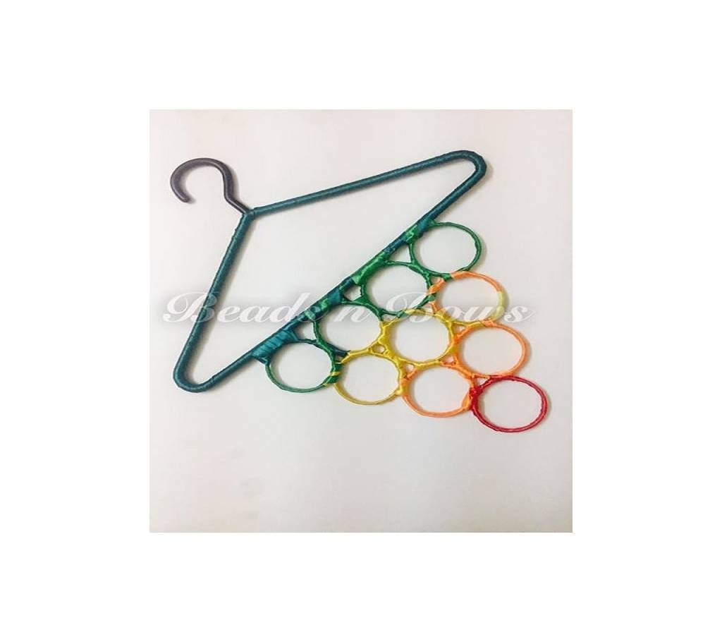 scarf organizer