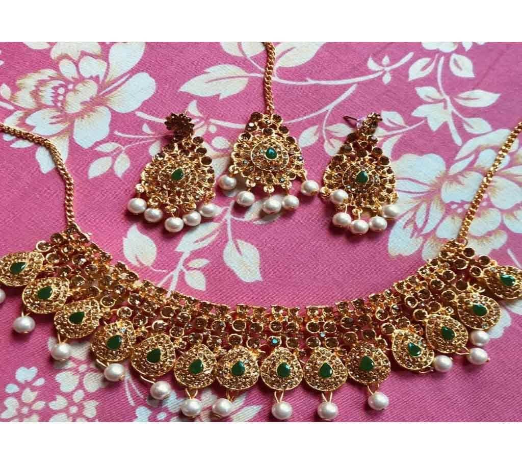 neckpiece earrings tikli