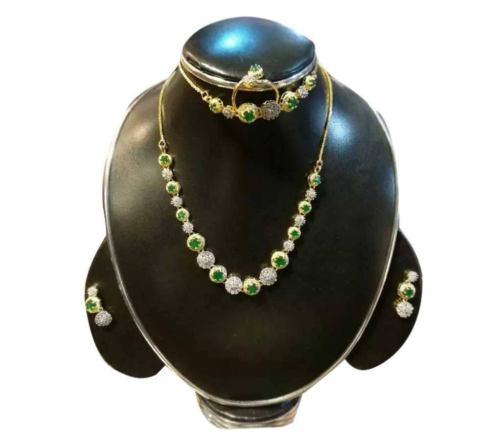 American Dimond Cut necklace set