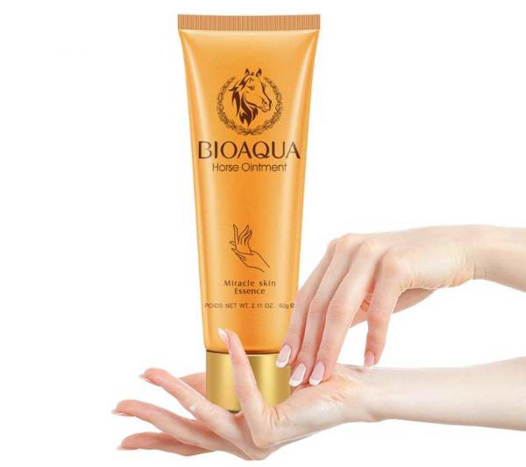 BIOAQUA Horse Ointment Miracle Moisturizing Hand