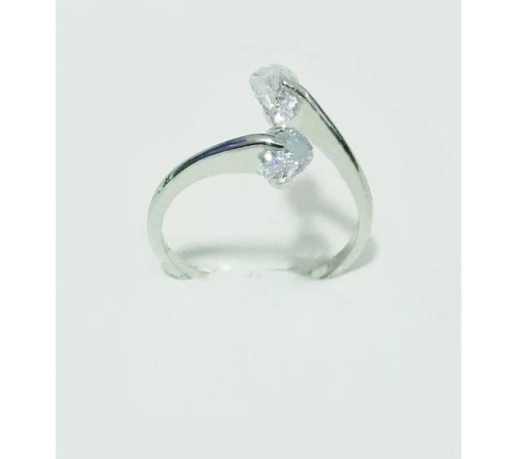 Diamond cutting silver finger ring