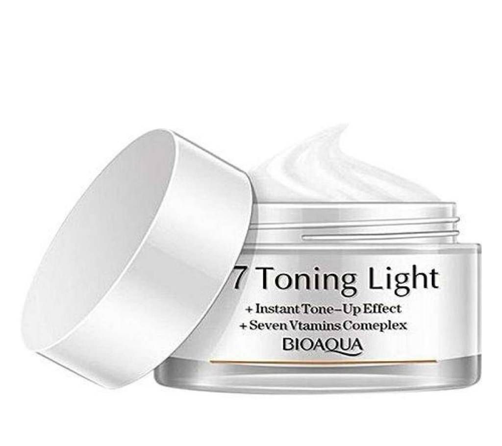 V7 Toning Light Cream for Women - 50g UK