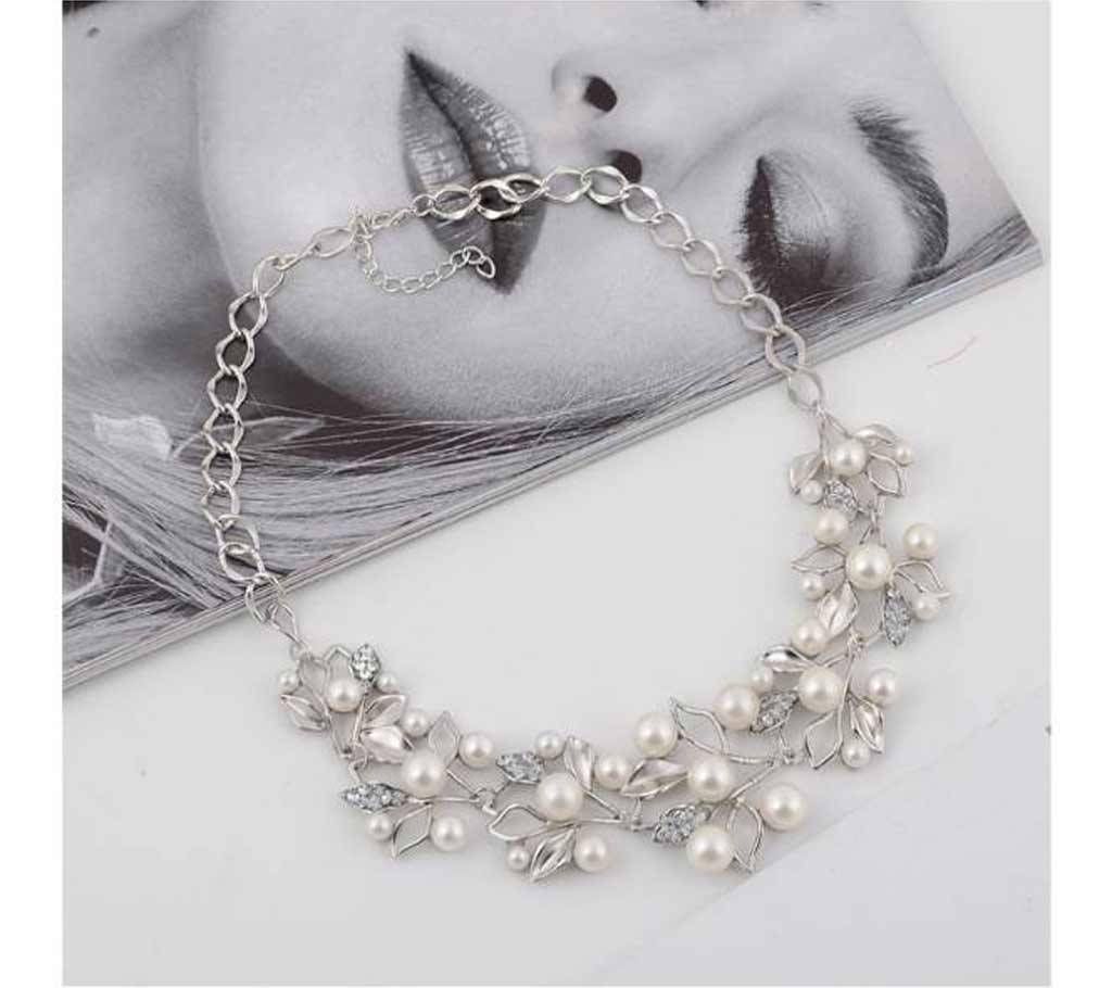 Perl and white stone necklace