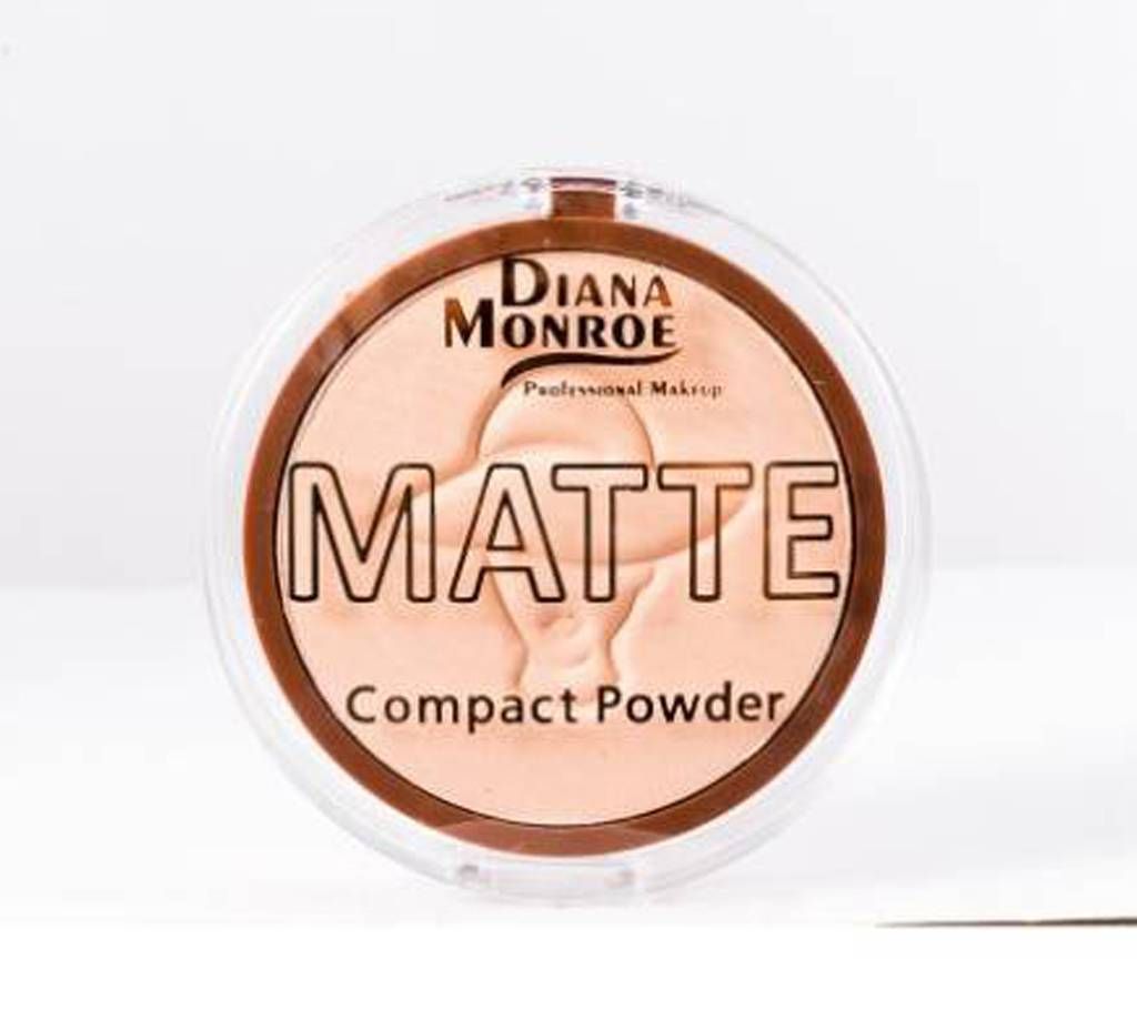 Diana Monroe - Matt Compact Powder Shade 03 (Turkey)
