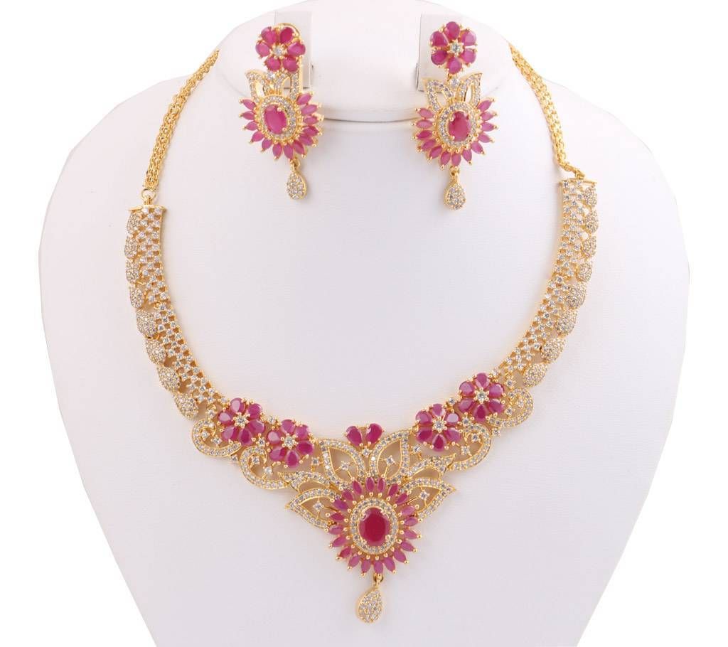 Diamond cut Necklace with Earrings 