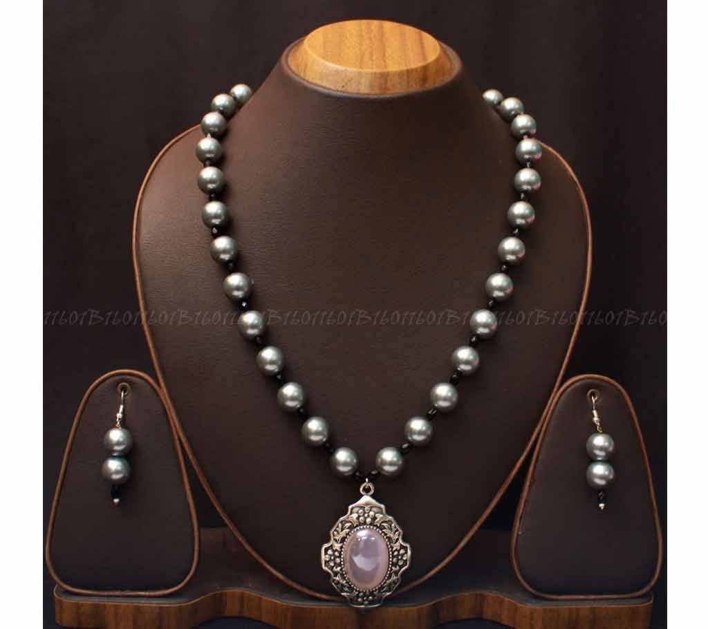 Artificial Black Pearl Pendant Jewelry