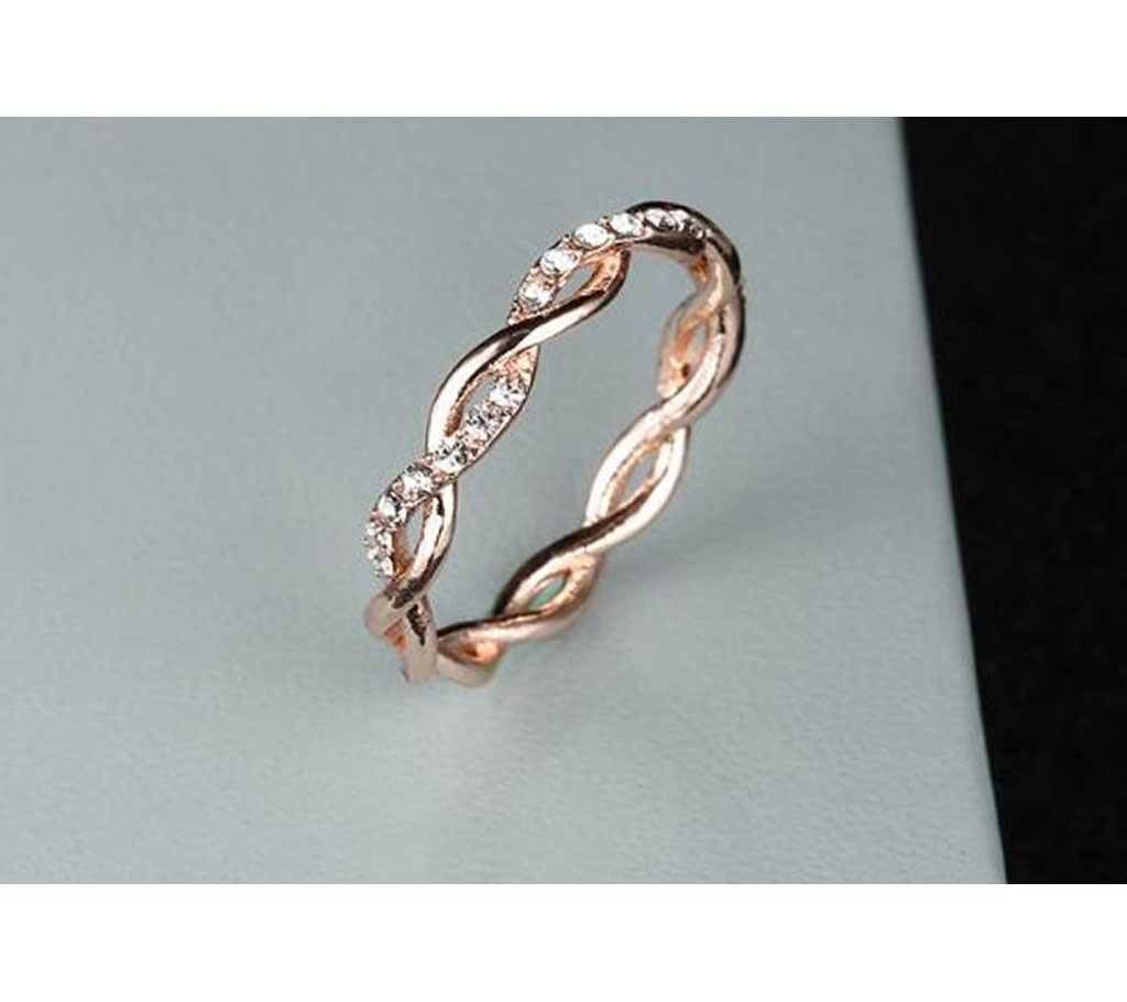 Rose Gold Color Twist Classical Cubic Zirconia Wedding Engagement Ring for WomanRose Gold Twist Classical Zirconia Wedding Engagement Ring(Size06)