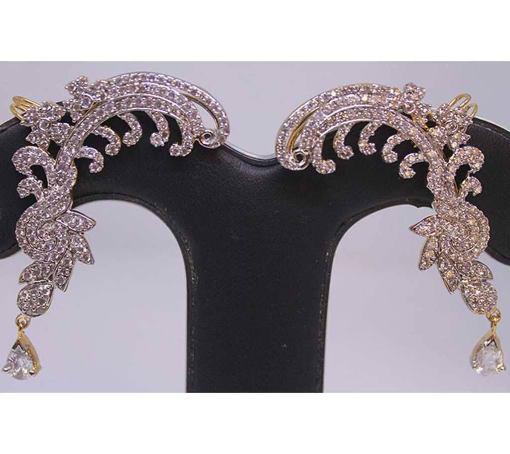 Stylish Gold Plated Diamond Cut Earring