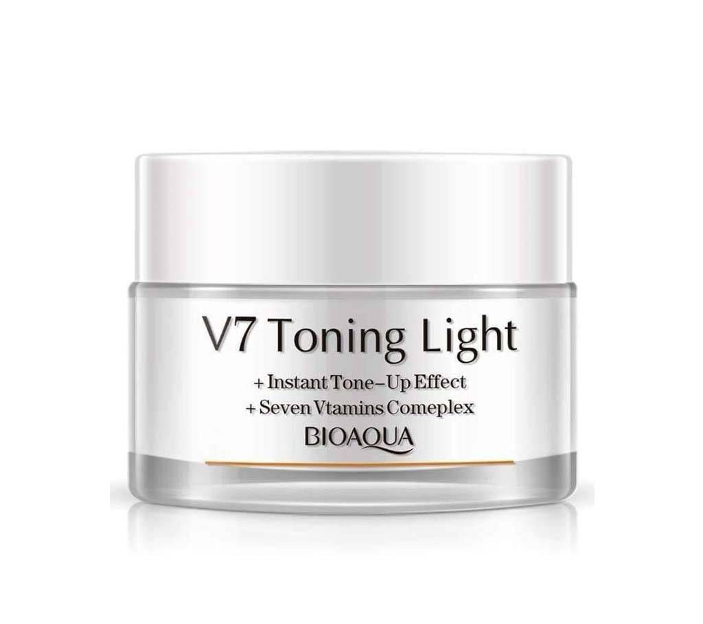 BioAqua V7 Toning Light Moisturizing Cream-50gm-China 