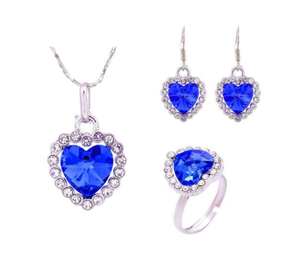 Titanic Pendent set