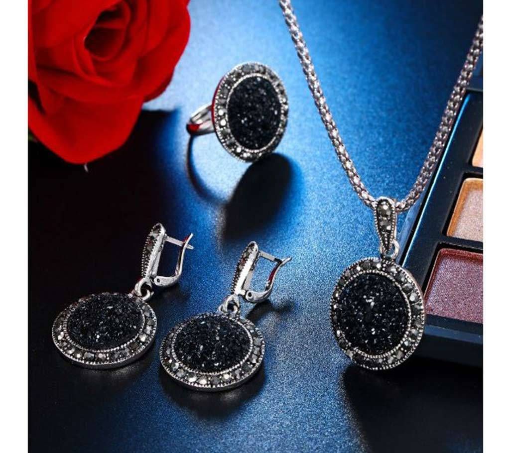 Pendant Chain With Earring & Fingerring