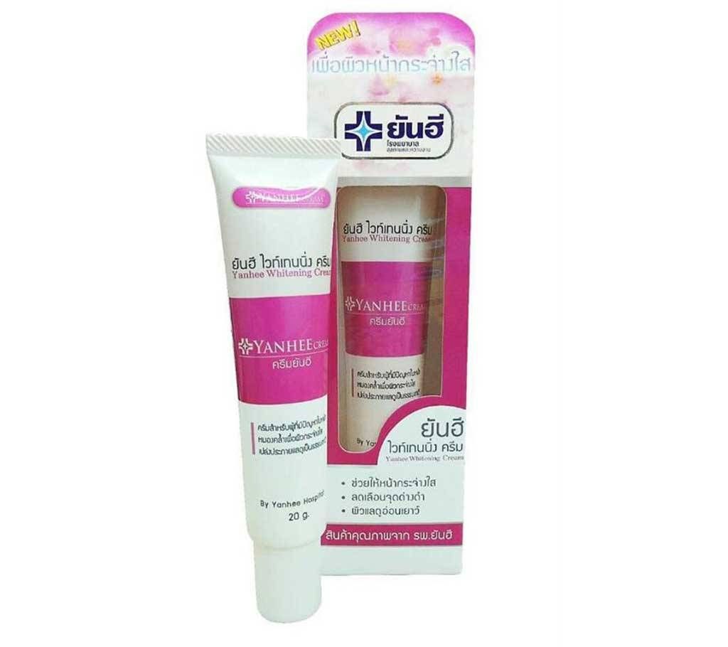 Acne and Dark Spot Remover face wash 