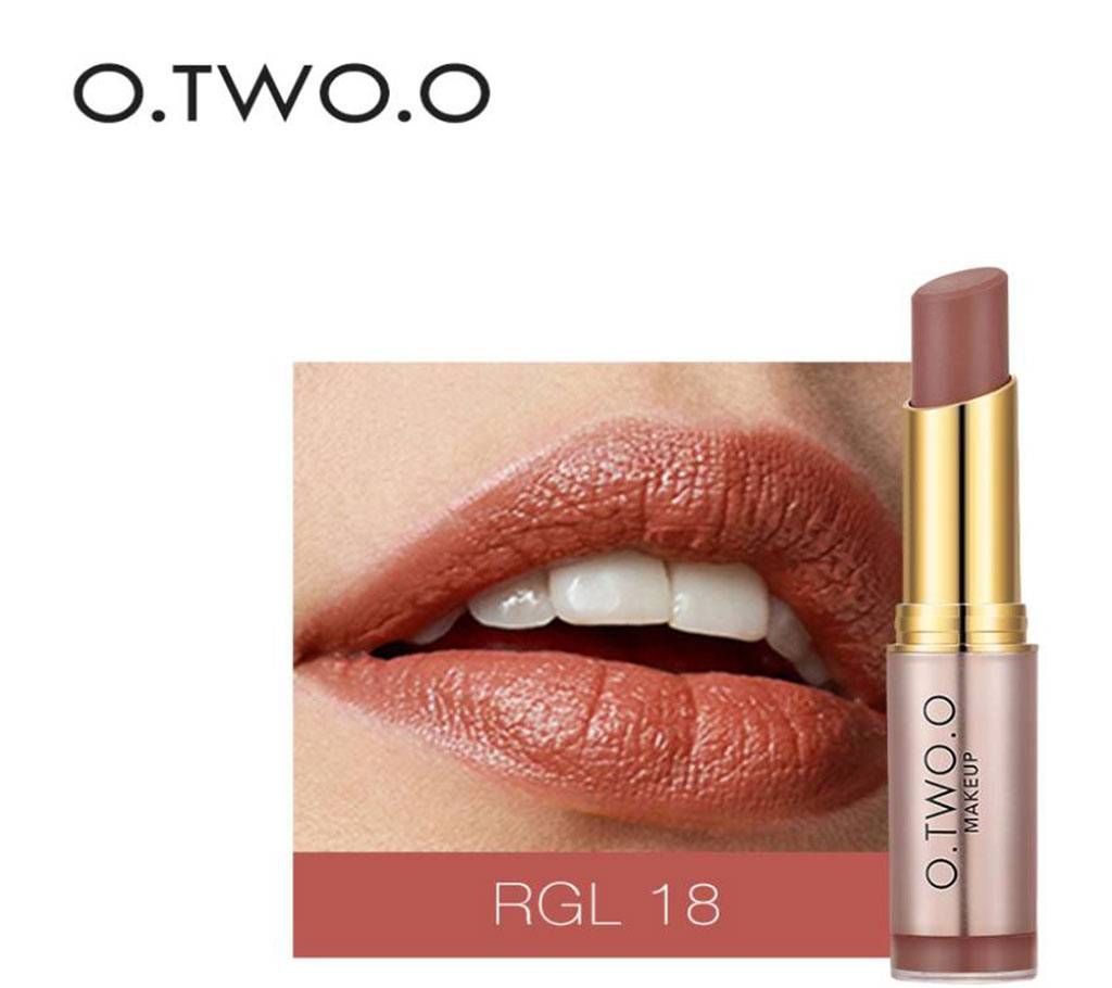 O.TWO.O Revolution(Shade-18) lipstick- china  