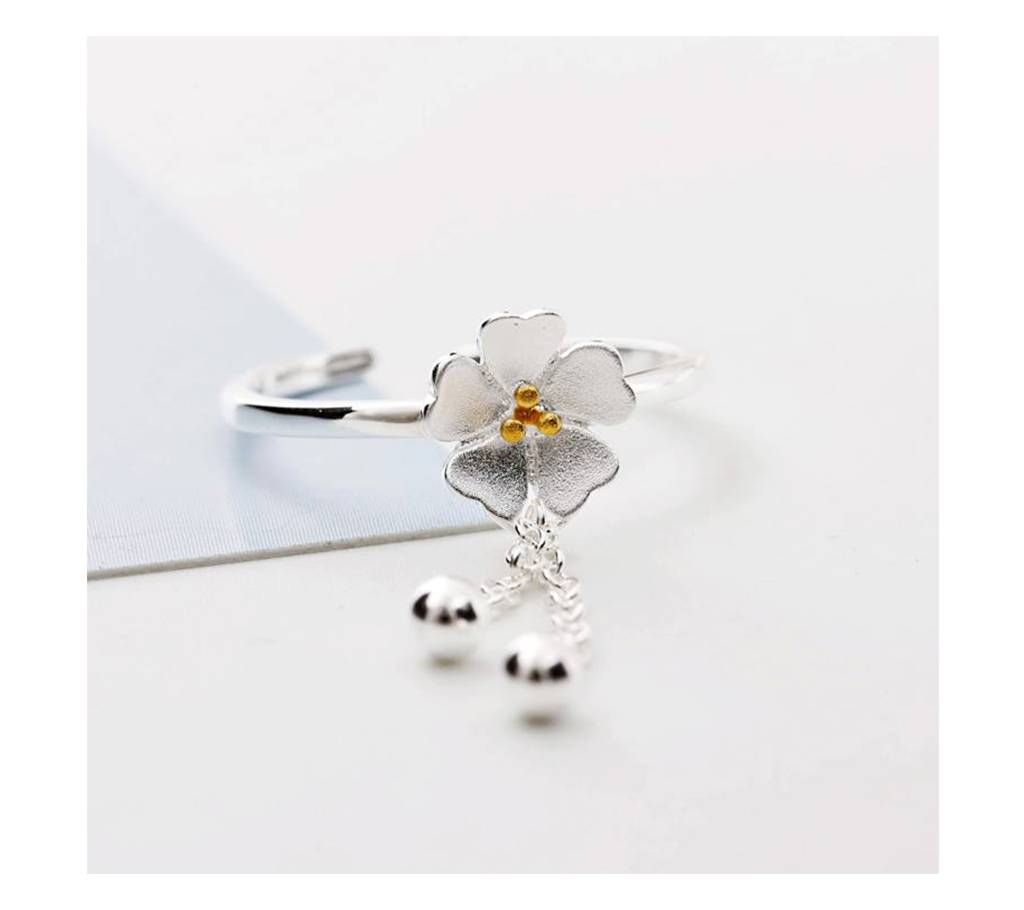 Ladies White Gold Plated Finger Ring 