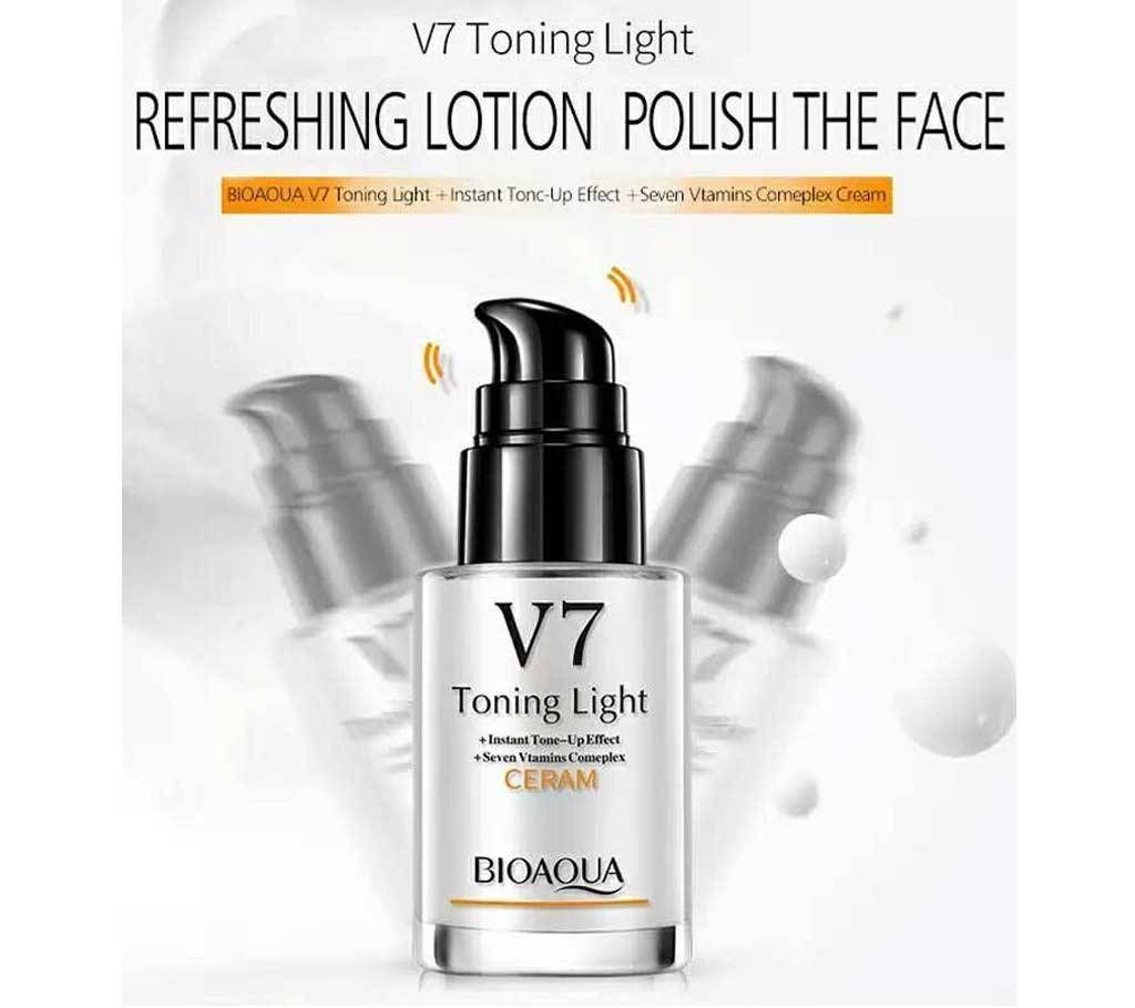 Bioaqua v7 whitening cream - Korea