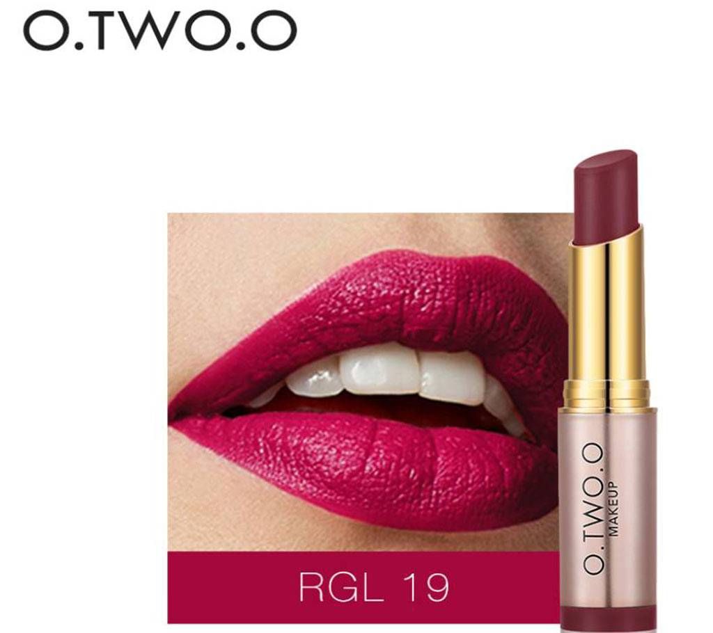 O.TWO.O Revolution(Shade-19) lipstick- china  