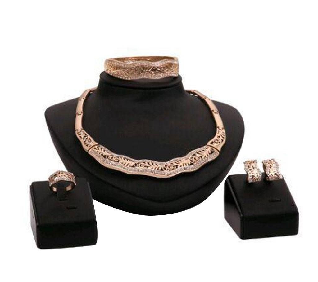 Ladies jewellery set