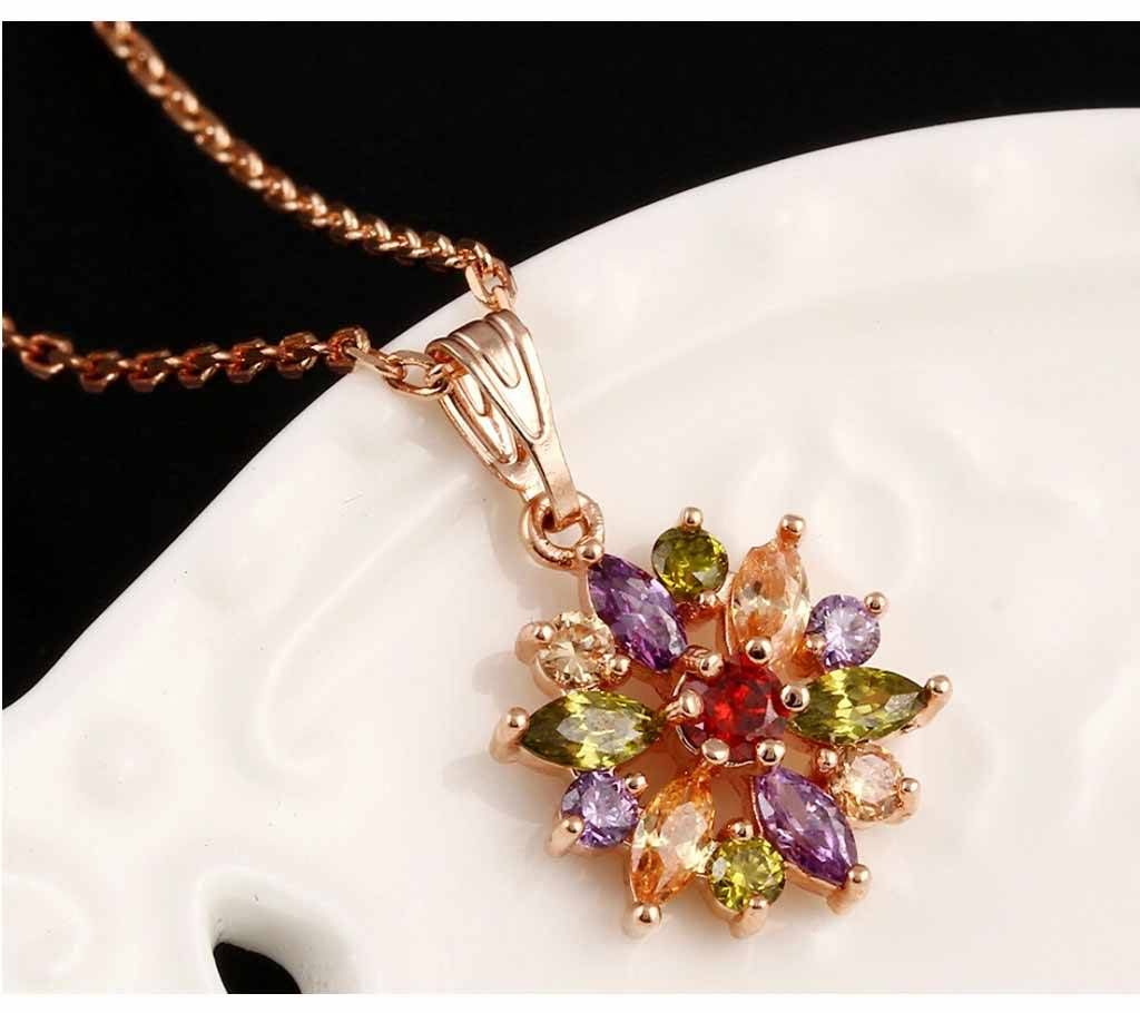 Chia Fashion Crystal Flower Trendy Pendent (by Pink Point - CHIA37)