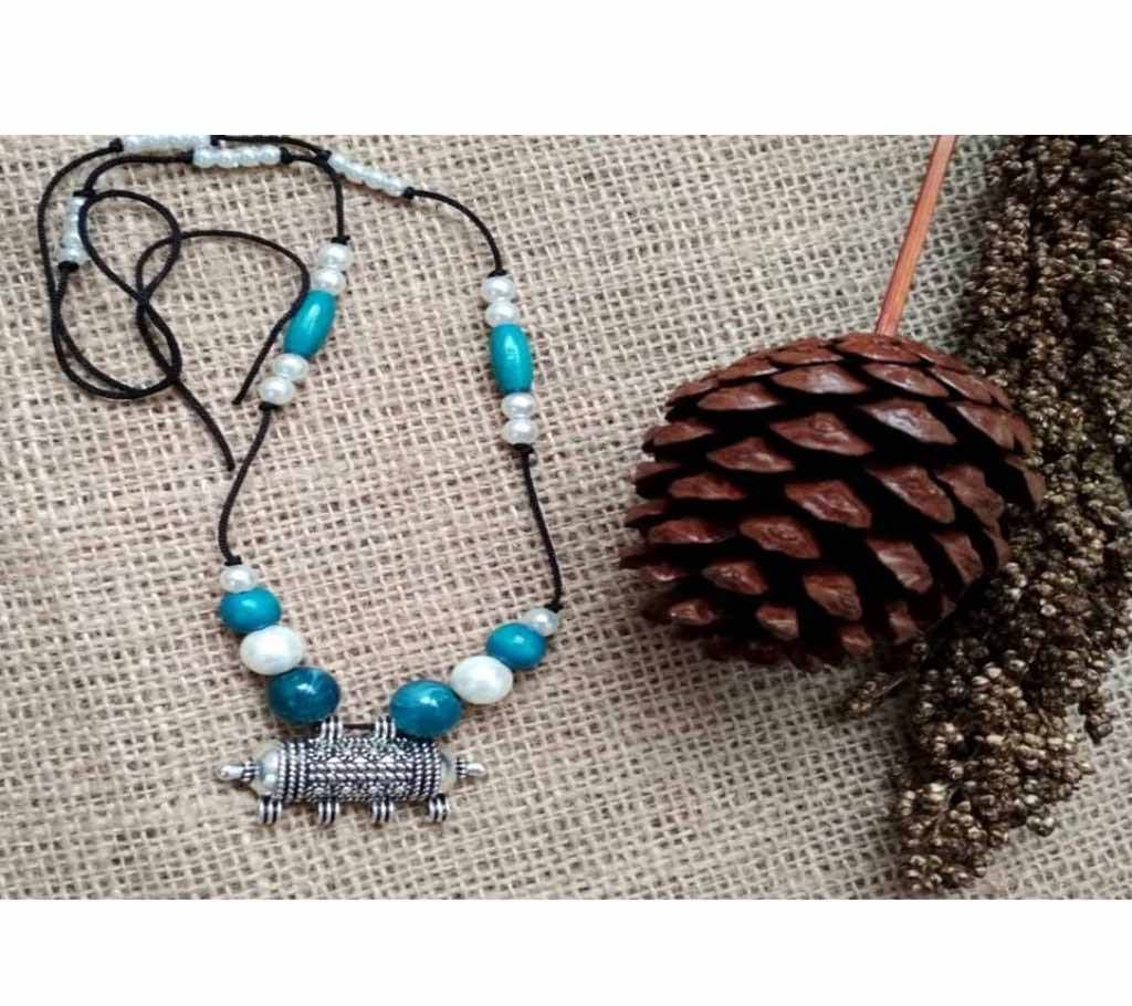 Jadur Tabij Crafted Metal Necklace