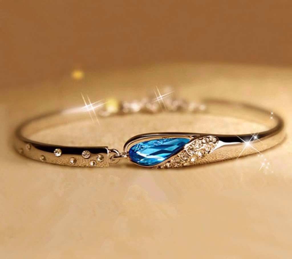 Ladies Stone Setting Alloy Bracelet