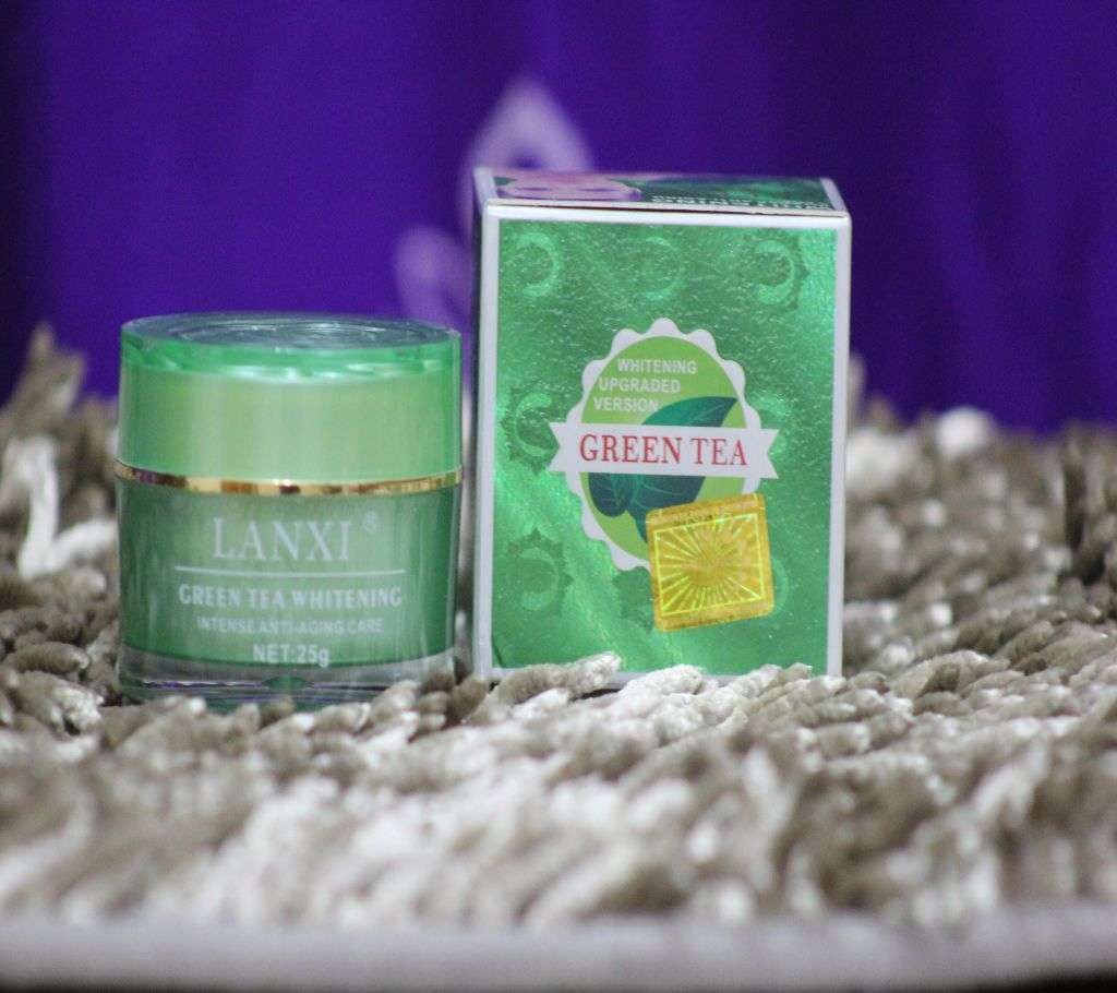 Green Tea 7 days Whitening Cream 25gm (Vieatnam)