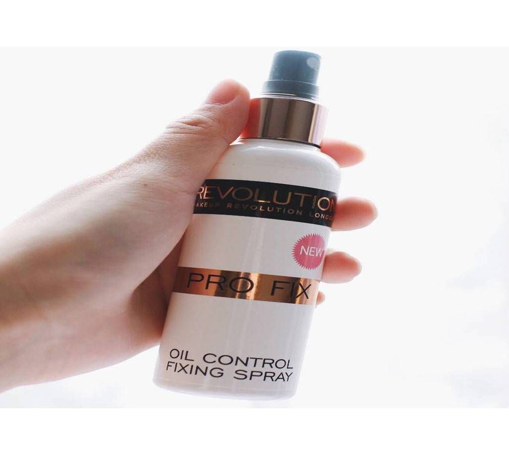 Makeup Revolution Vegan Cruelty Free 100ML Makeup Fixing Spray Setting Spray 100ml UK