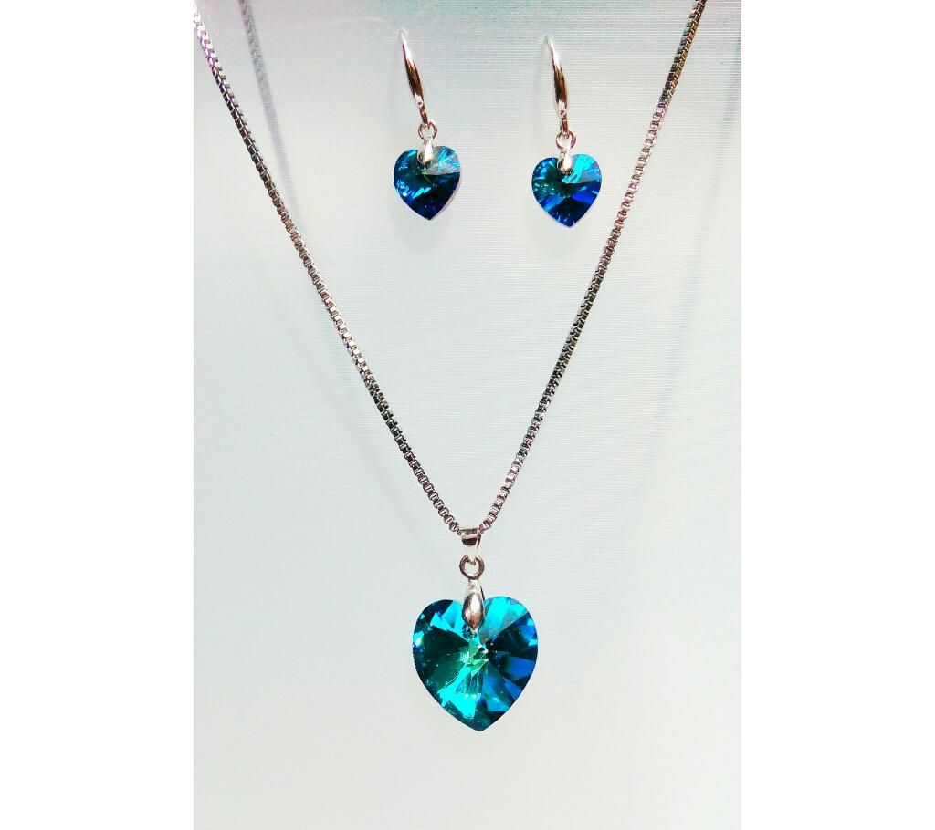 TITANIC CRYSTAL LOCKET SET 