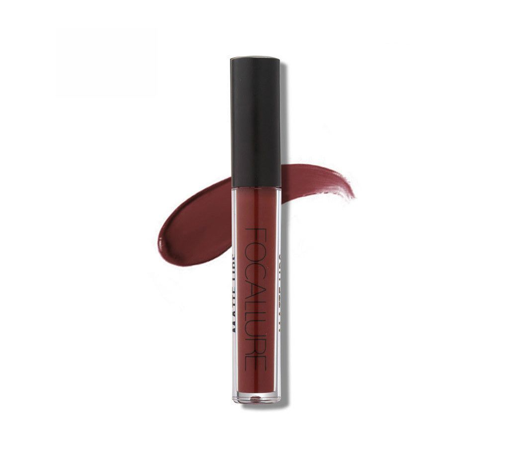 A highly comfortable, long wear liquid lipstick that dries matte with intense color pay-off and transfer-proof properties.