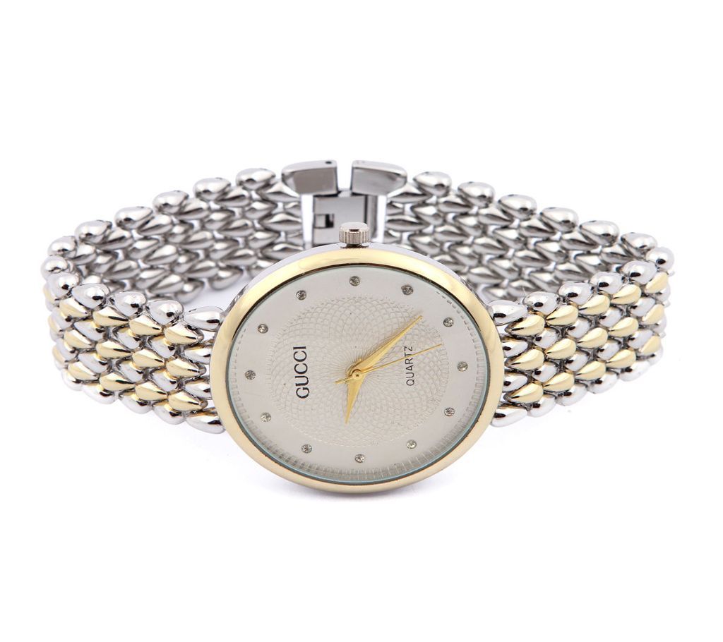 GUCCI Stylish Fashion Bracelet Waterproof Watch Silver Colour Strap Dashing Looks Casual Luxury Use Watch For Women  Copy 