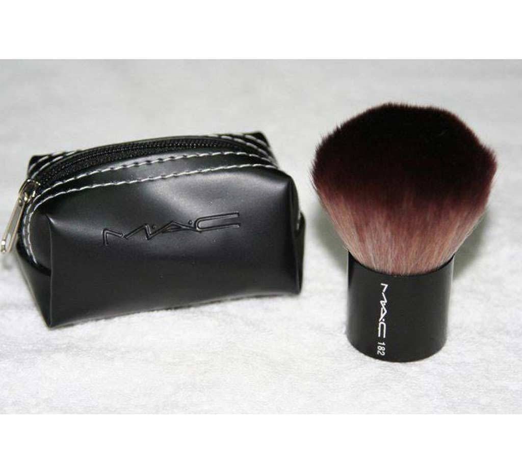 MAC182 kabuki  BrushWith Free Bag