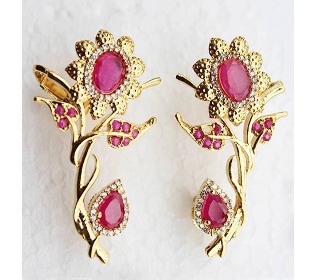 Diamond Cut Stylish Ear Ring - 309