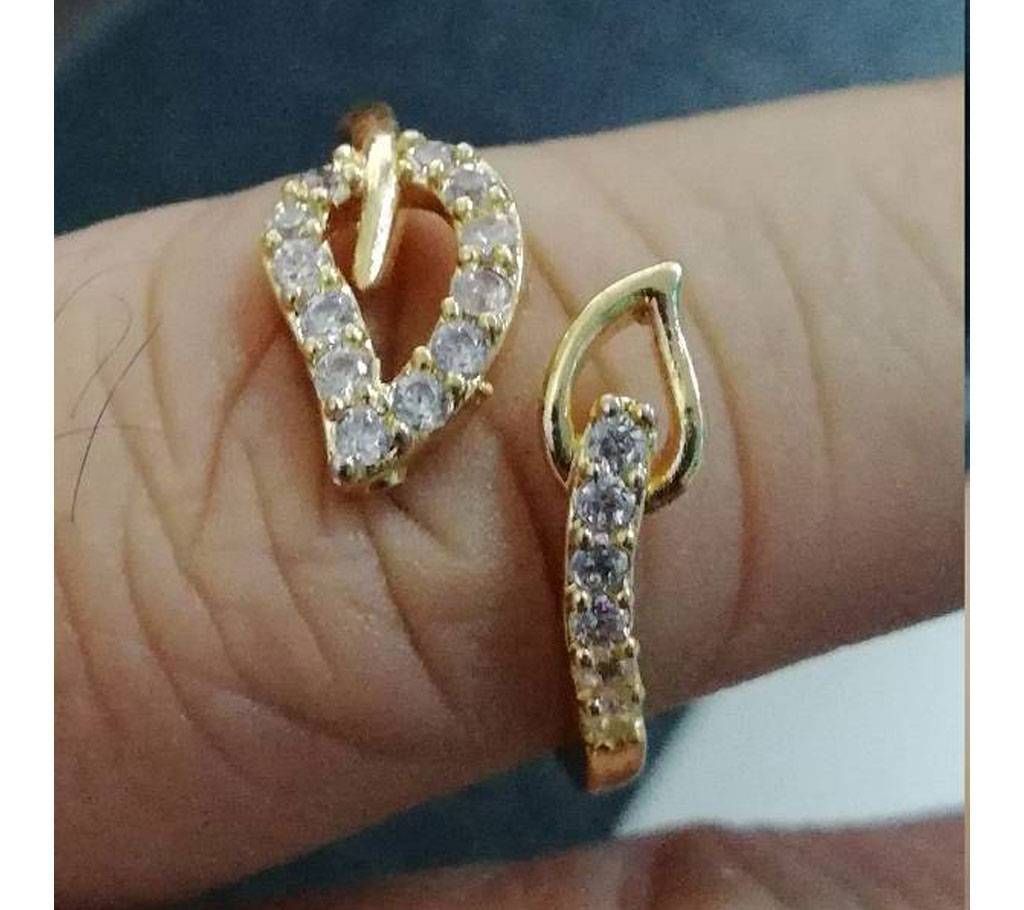 Double Leaf Finger Ring