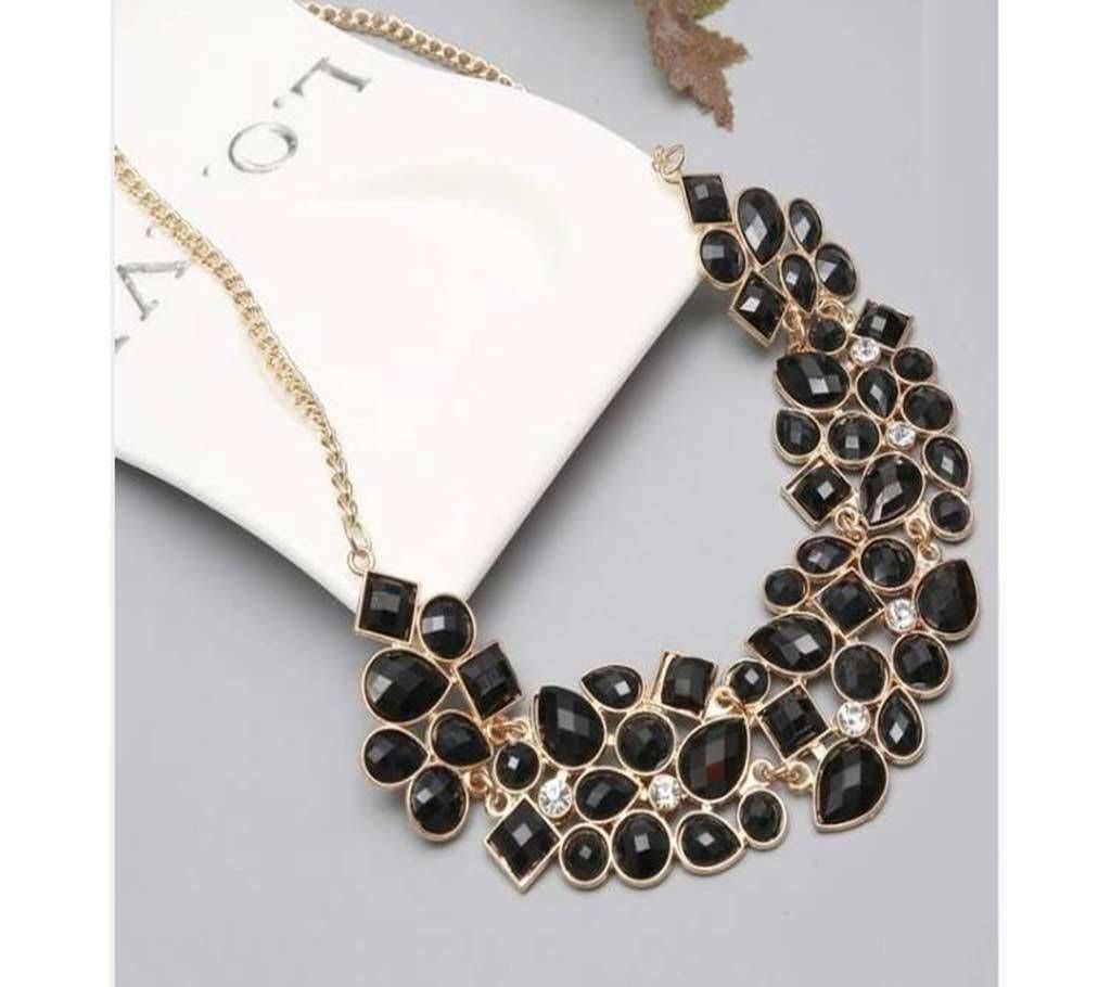 Woman Chocker Necklaces