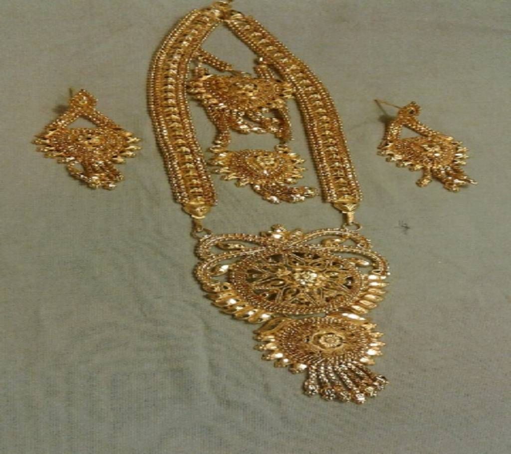 Ladies Gold Plated Pendant Set