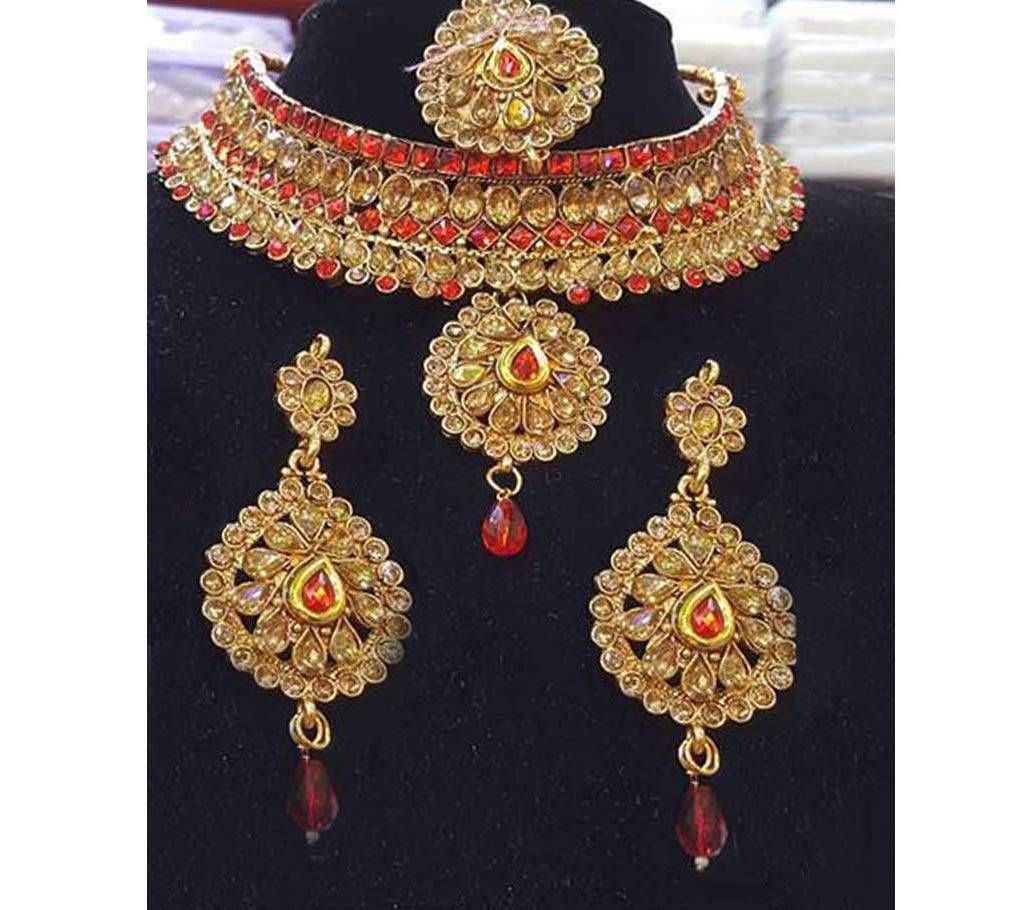 IMITATION GOLD NECKLACE