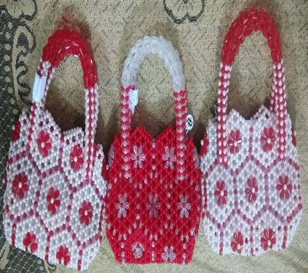 Ladies Beads Made Small Handbag-1 Piece