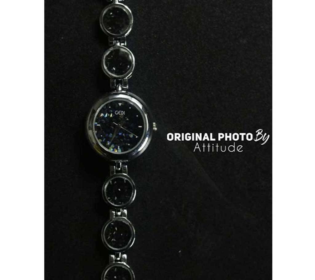 BlackDiamond-026 Women Crystal Ctone Fashion Silver Quartz Wrist Watch