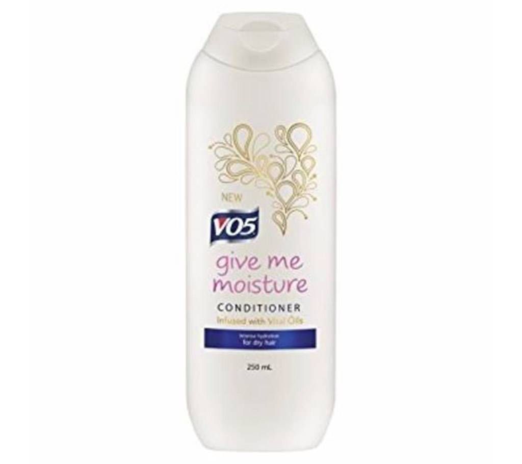 VO5 Give Me Moisture Conditioner- 250ml
