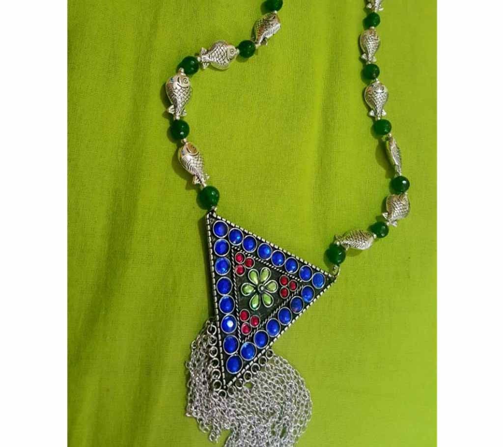 Beads & Stone Crafted Triangle Pendant