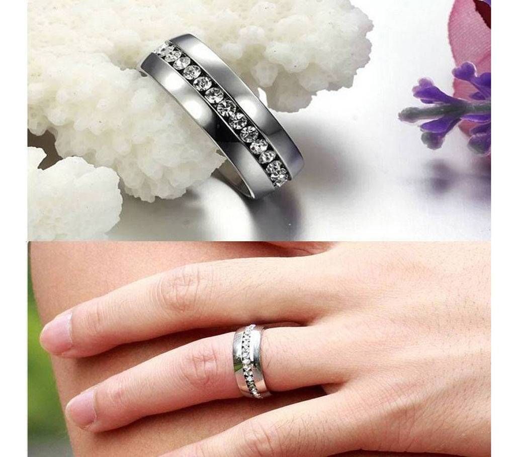 Exclusive Silver Alloy Finger Ring