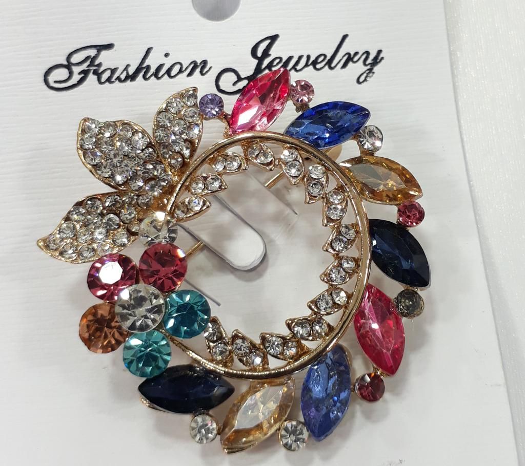 Hijab brooch