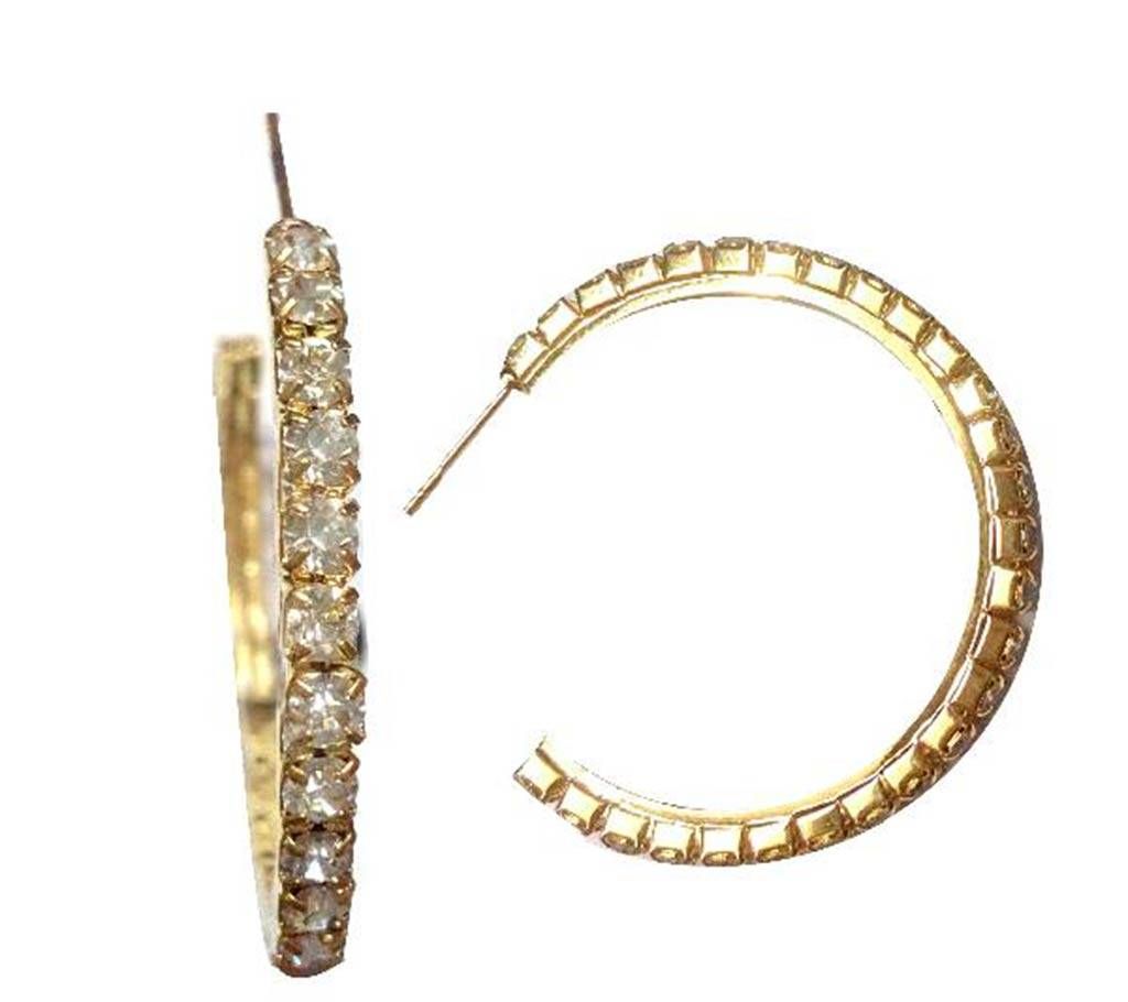 Round stone earrings