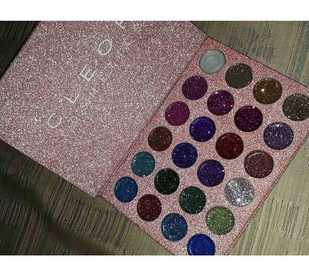 cleof glitter Eye shadow palate India