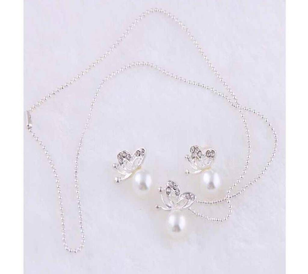 pearl romantic Earrings/Necklace
